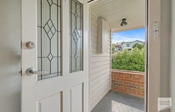 16 Lennox Avenue, Lutana, Tas 7009