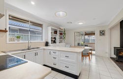 77 Helmsman Boulevard, St Huberts Island, NSW 2257
