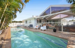 2 Sparrow Place, Burleigh Waters, Qld 4220