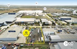 13 Oxford Road, Laverton North, Vic 3026