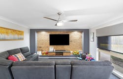 95 Equestrian Drive, Yamanto, Qld 4305