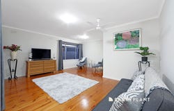 1/52 Frudal Crescent, Knoxfield, Vic 3180