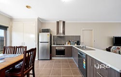 4/42 Mitchells Lane, Sunbury, Vic 3429