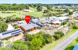 38 Sidney Parade, Hindmarsh Island, SA 5214