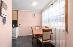 20 Sampson Crescent, Bomaderry, NSW 2541