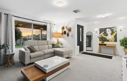 27 Beenan Elbow, South Guildford, WA 6055