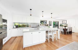 5 Nullabor Place, Yarrawarrah, NSW 2233