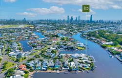 16 Wallaby Place, Sorrento, Qld 4217