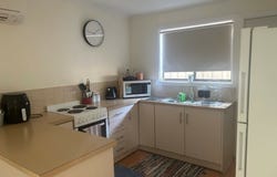 Unit 1,2 & 3/34 Axehead Rd, Roxby Downs, SA 5725