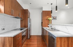 212 Stockmans Way, Kensington, Vic 3031