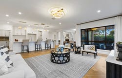 2 Groom Court, Glen Waverley, Vic 3150