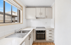7/3 Ahern Street, Labrador, Qld 4215