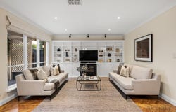 5 Olde Coach Lane, Glen Osmond, SA 5064