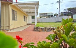 2 Flinders Street, Hopetoun, WA 6348