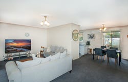 2/38 Acacia Circuit, Cowra, NSW 2794