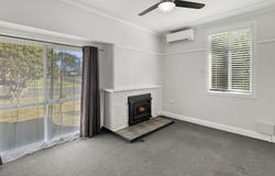 104 Douglas Street, Tenterfield, NSW 2372