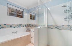 36 Harding Street, Raceview, Qld 4305