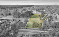 CA129 Midland Highway & 10 Chesney Street, Huntly, Vic 3551