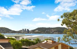 11/9-13 Kurrawa Avenue, Point Clare, NSW 2250