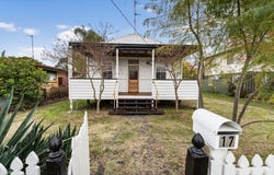 17 Allport Street, Pittsworth, Qld 4356