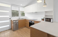2/25 Seabeach Avenue, Mona Vale, NSW 2103