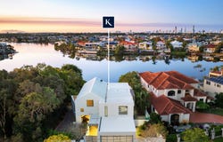 28 Bollard Circuit, Clear Island Waters, Qld 4226