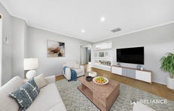 21 Stringybark Close, Manor Lakes, Vic 3024