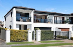 1/4 Parr Street, Biggera Waters, Qld 4216