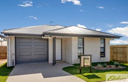 16 Scampi Drive, Clinton, Qld 4680