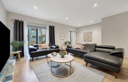 143 The Esplanade, Caroline Springs, Vic 3023