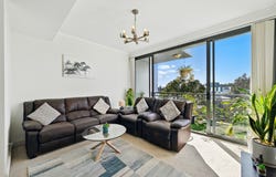 27F/541 Pembroke Road, Leumeah, NSW 2560