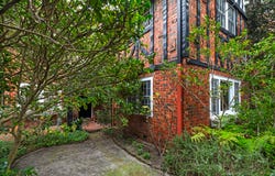 10 Chaddesley Avenue, St Kilda East, Vic 3183