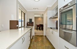 34 Burrendong Road, Coombabah, Qld 4216