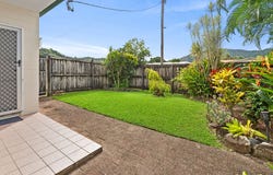 1/27 Brooks Street, Whitfield, Qld 4870