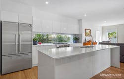 39 Moreton Drive, Jacobs Well, Qld 4208