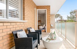 2/44 The Crescent, Dee Why, NSW 2099