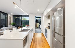 103/110-112 Frank Street, Labrador, Qld 4215