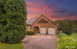 54 Tomaga Parade, Mount Hutton, NSW 2290