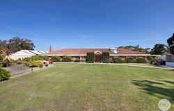 321 Mount Doran-Egerton Road, Mount Doran, Vic 3334