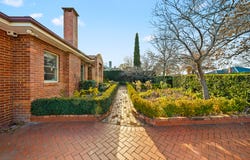 90 Stuart Street, Narrabundah, ACT 2604