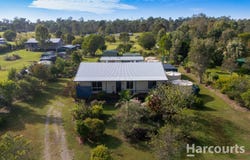 35 Linneus Street, Owanyilla, Qld 4650