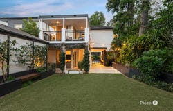 85 McIlwraith Avenue, Norman Park, Qld 4170