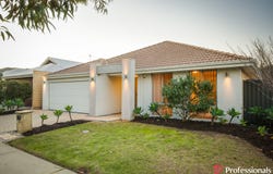 12 Winterthur Street, Landsdale, WA 6065