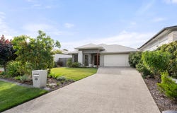 23 Caleana Close, Banksia Beach, Qld 4507