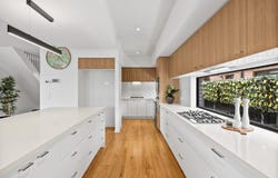 15 Imer Crescent, Berwick, Vic 3806