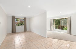 68 Bannockburn Crescent, Parkinson, Qld 4115