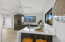4 Figtree Road, Chatsworth, Qld 4570