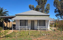 199 Walls Street, Iron Knob, SA 5611