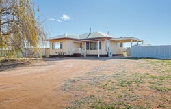623 Dairtnunk Avenue, Cardross, Vic 3496