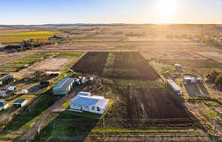 23 Railway Parade, Cambooya, Qld 4358